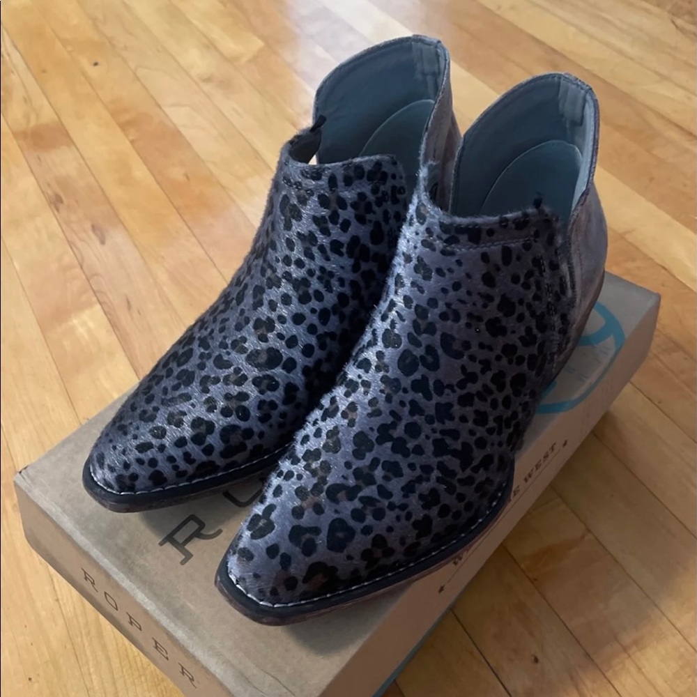 Roper Ava Grey Ankle Booties
